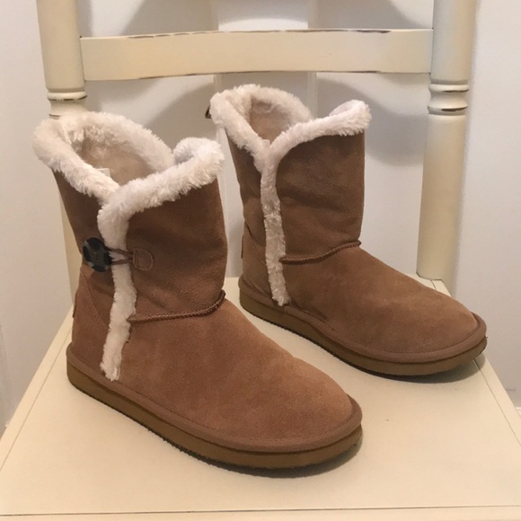 American Eagle Outfitters Shoes - Leather American Eagle Outfitters boots 7